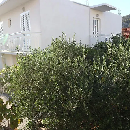 Loncarevic Hvar Town